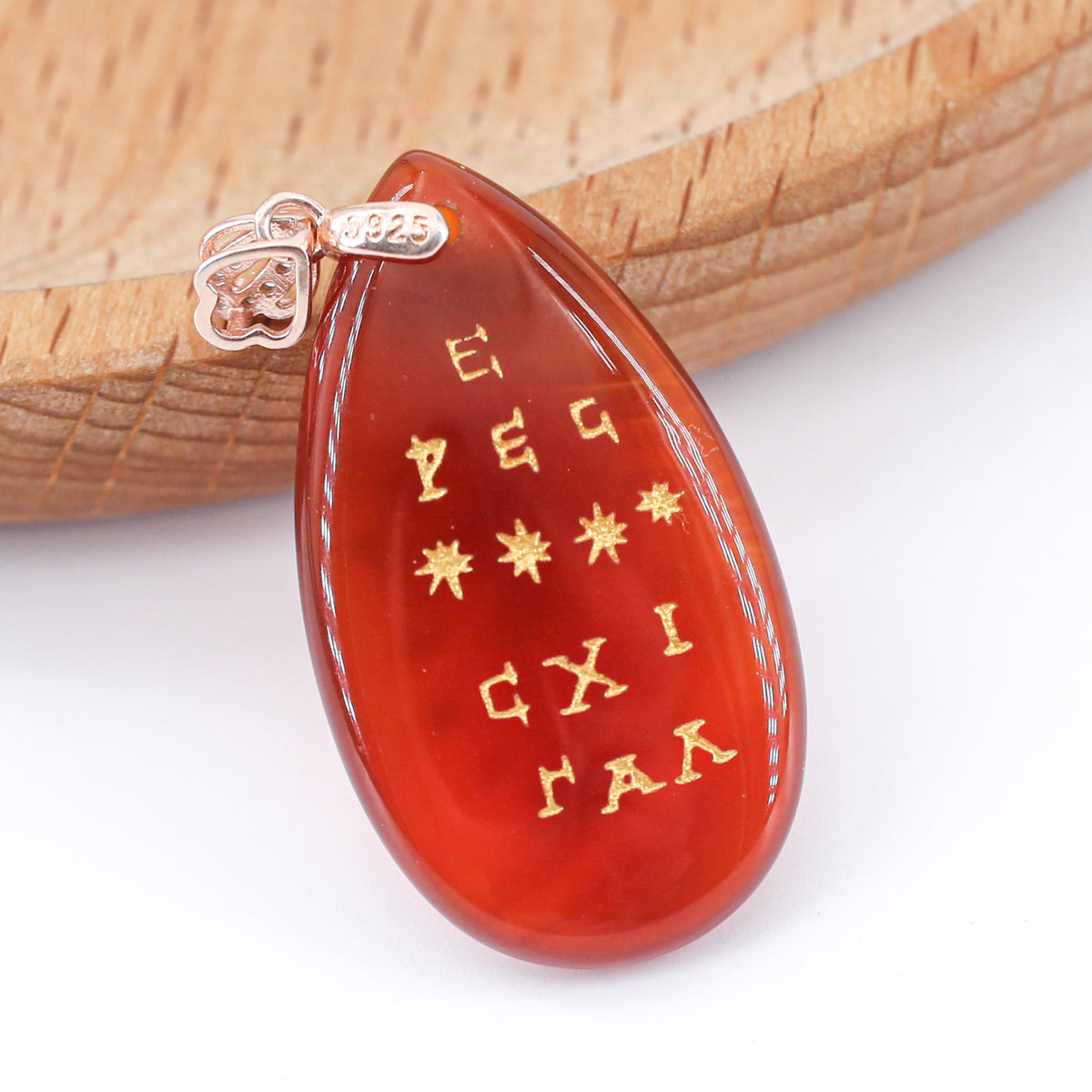 Hecate Teardrop Pendant(red jasper, amethyst, red carnelian)